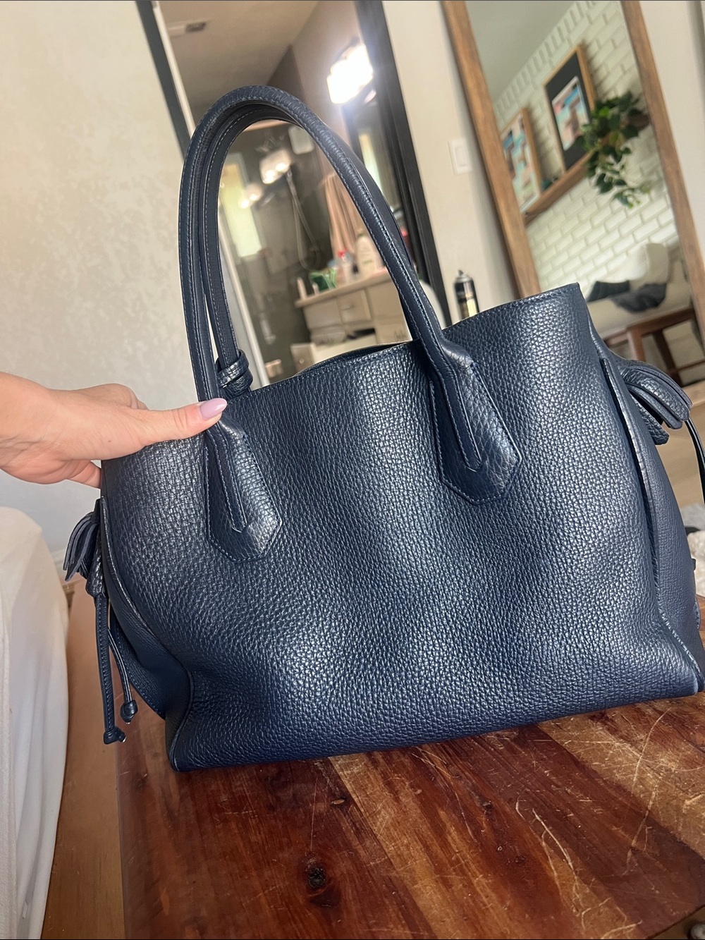 Longchamp  Penelope Tote- medium navy
